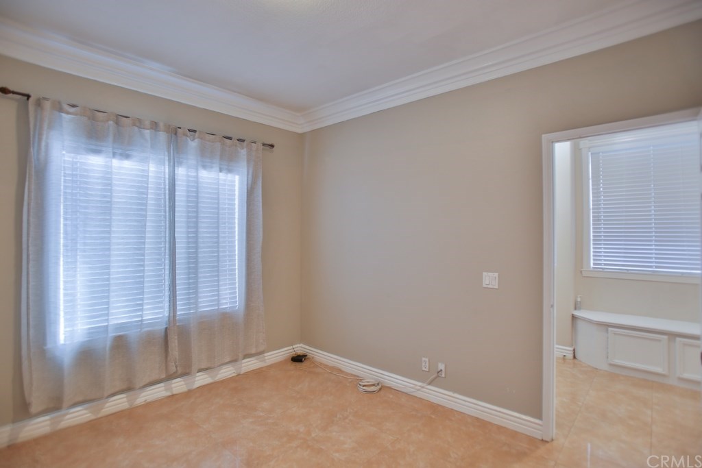 56 Sunset Circle Westminster, CA 92683 - Photo 9 of 50