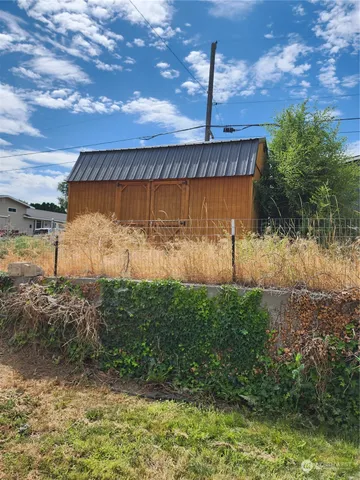 $200,000 | 315 East 7th Street, Warden, WA 98857