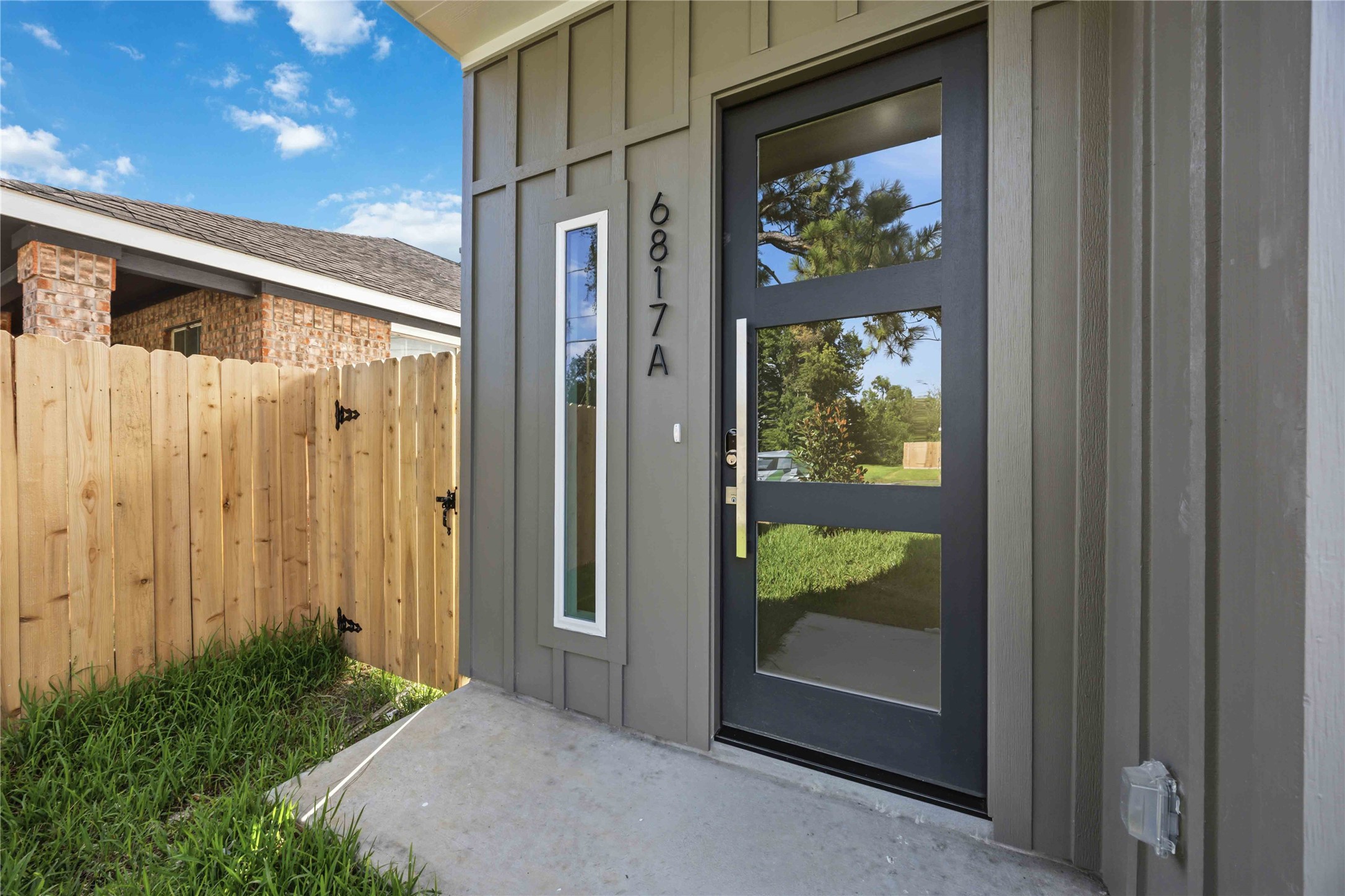 6817 Conley Street Houston, TX 77021 - Photo 2 of 22 Gallery Image 2
