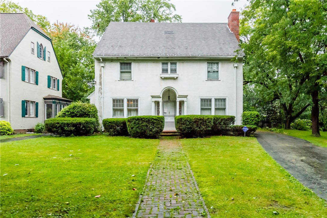 520 Seneca Parkway Rochester, NY 14613 - Photo 1 of 1