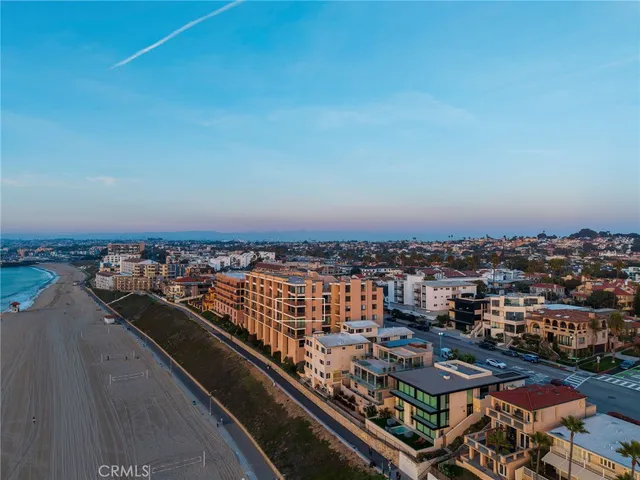 $2,400,000 | 727 Esplanade, Unit 302, Redondo Beach, CA 90277