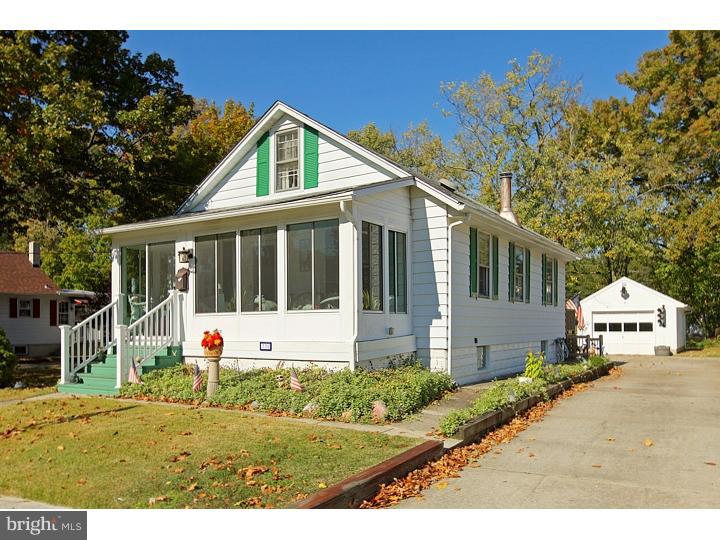 731 Iszard Road Deptford, NJ 08096 - Photo 1 of 20 a front view of a house with a yard