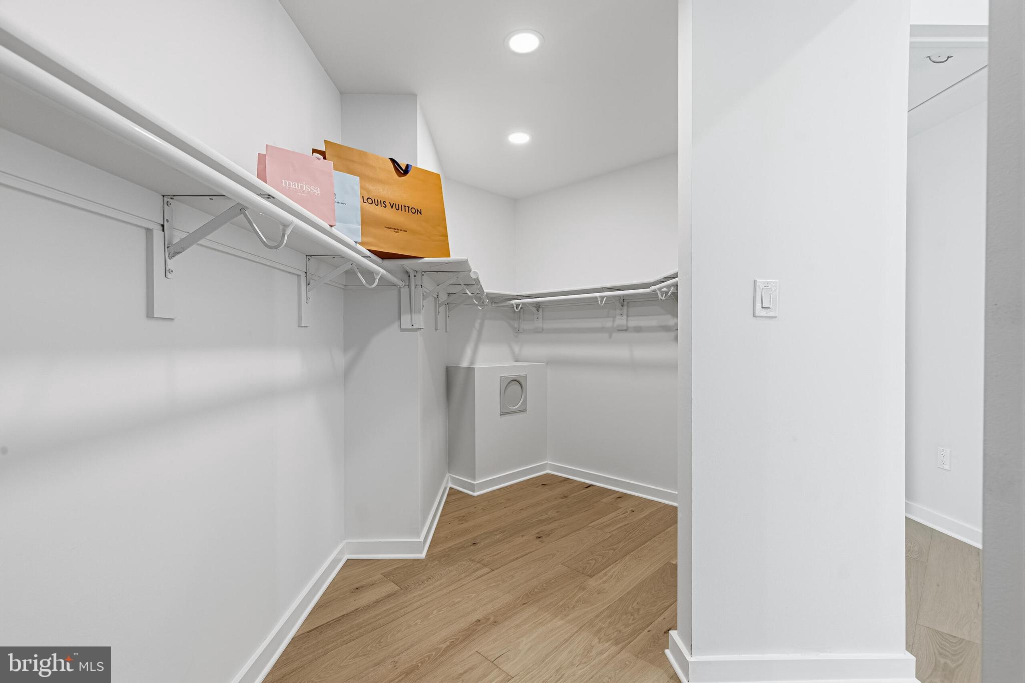 11582 Greenwich Point Road Reston, VA 20194 - Photo 38 of 63