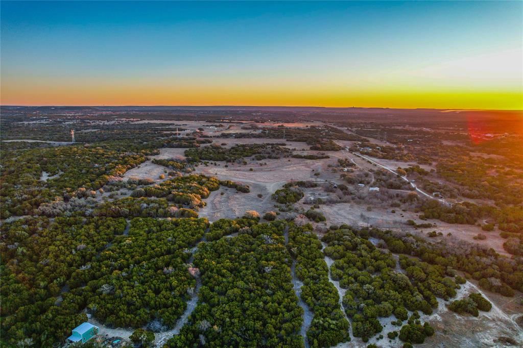 391 County Road 4717 Kempner, TX 76539 - Photo 4 of 40 a view of an ocean
