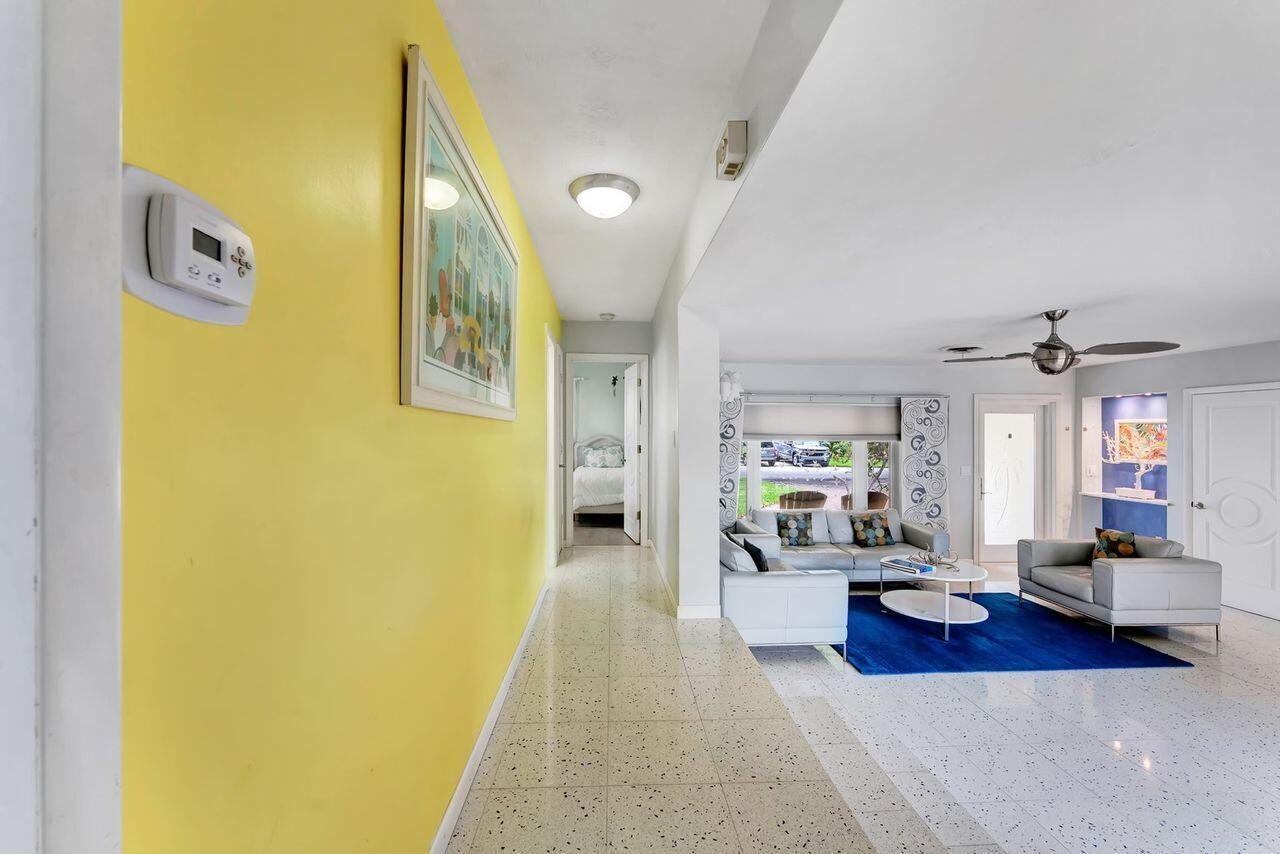 1198 Southwest 5th Court Boca Raton, FL 33432 - Photo 15 of 28 6y_-z63w