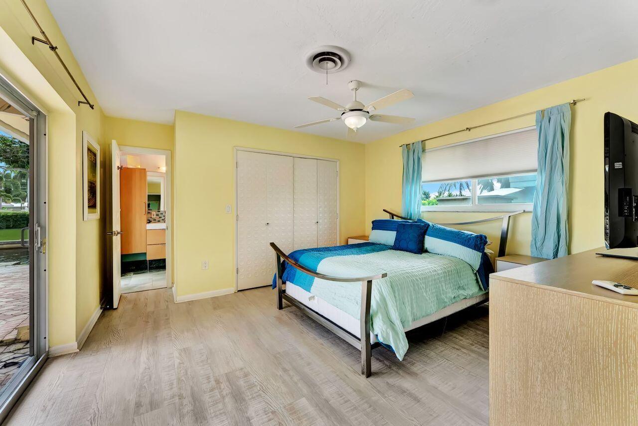 1198 Southwest 5th Court Boca Raton, FL 33432 - Photo 17 of 28 aeX0bOdw