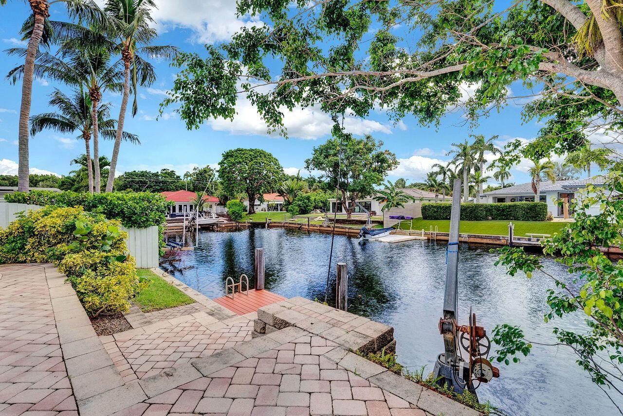 1198 Southwest 5th Court Boca Raton, FL 33432 - Photo 3 of 28 222