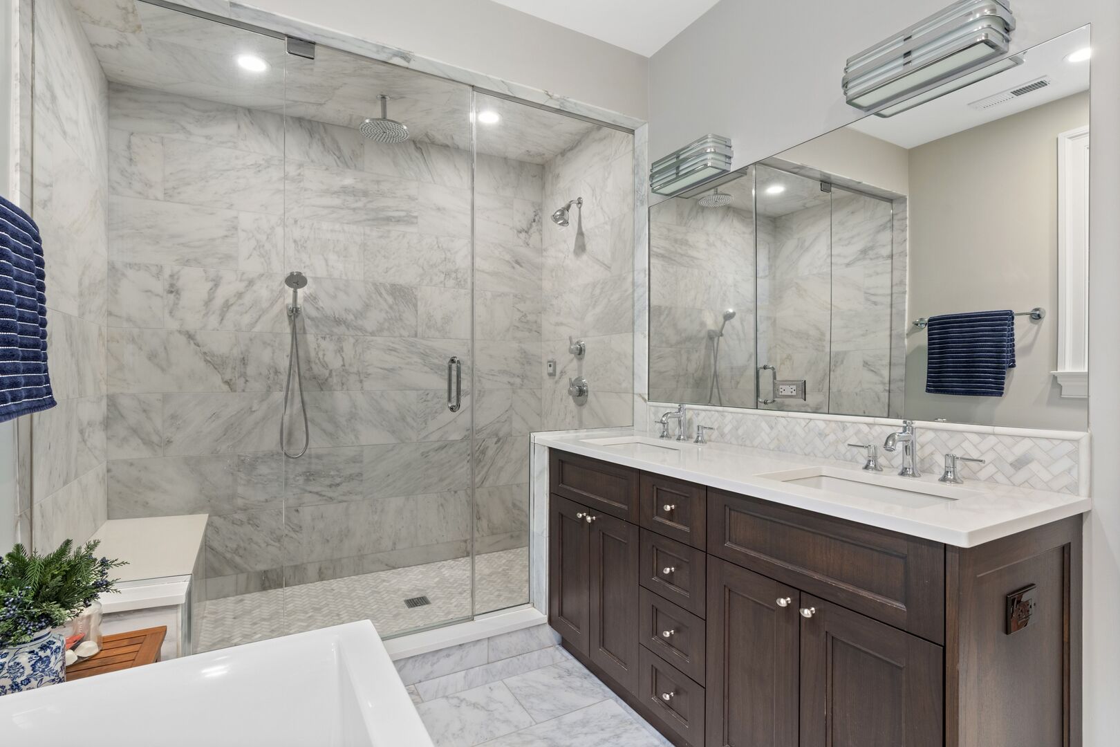 1306 West Byron Street Chicago, IL 60613 - Photo 19 of 43