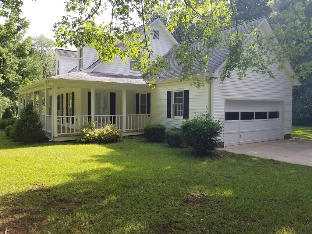 110 Brandon Drive Hodges, SC 29653 - Photo 7 of 48 Gallery Image 7