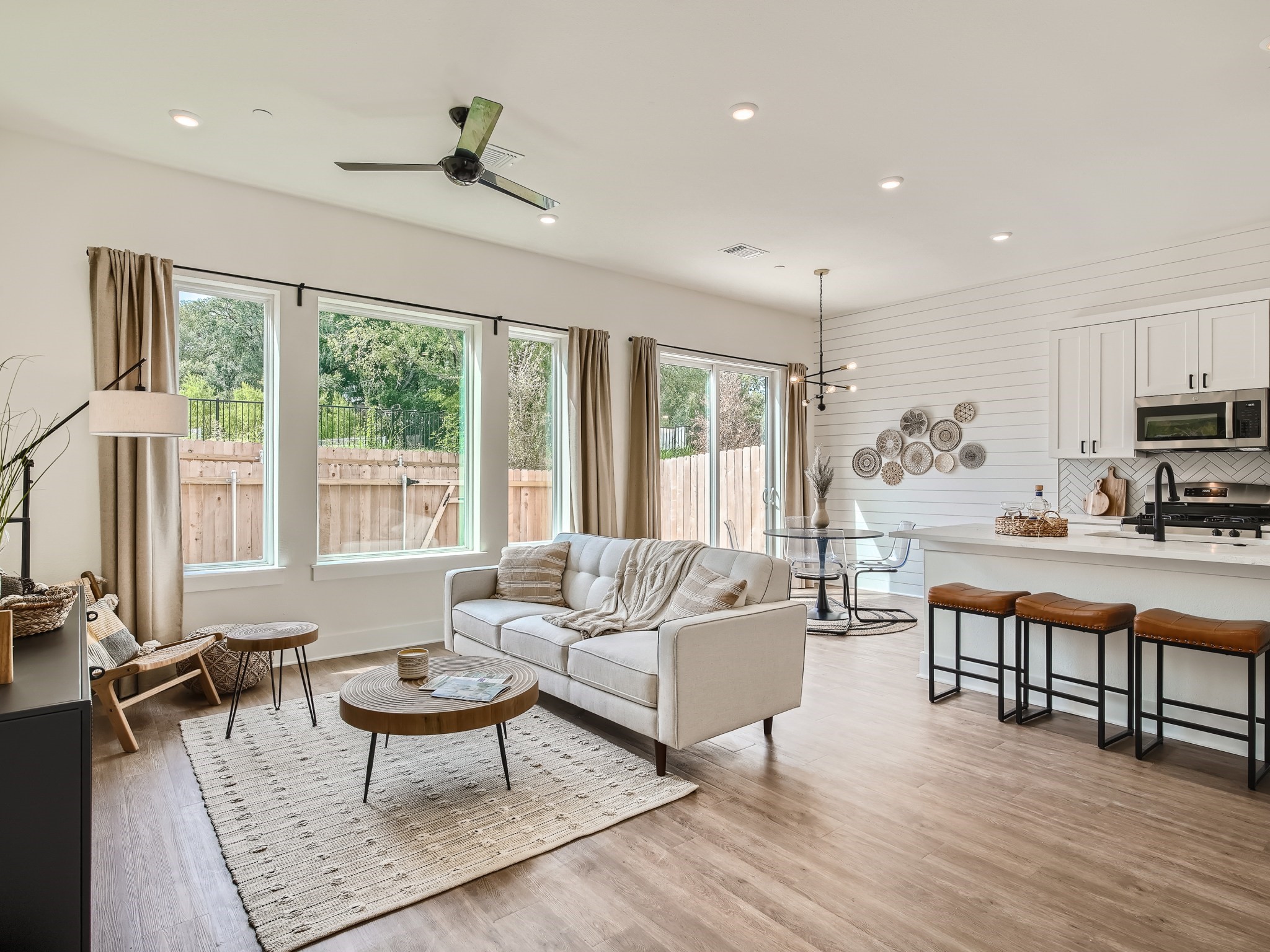 Picture of Model Home with same Floor Plan