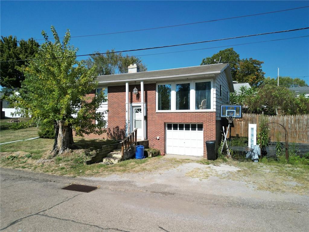 126 Chestnut Street Aliquippa, PA 15001 - Photo 19 of 22 a front view of a house with a yard