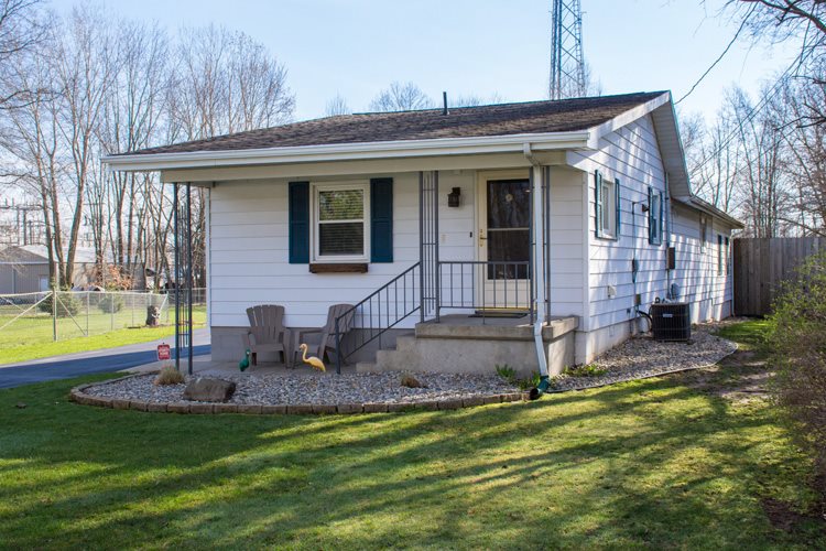 55790 Clover Road Mishawaka, IN 46545 - Photo 10 of 34 Gallery Image 10