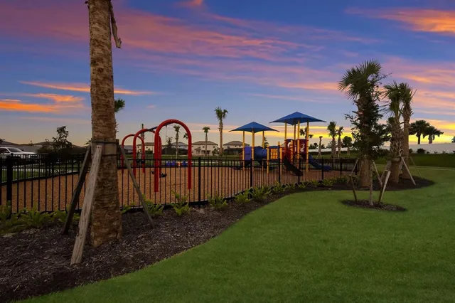 $2,600 | 14721 Lyla Terrace, Bradenton, FL 34211