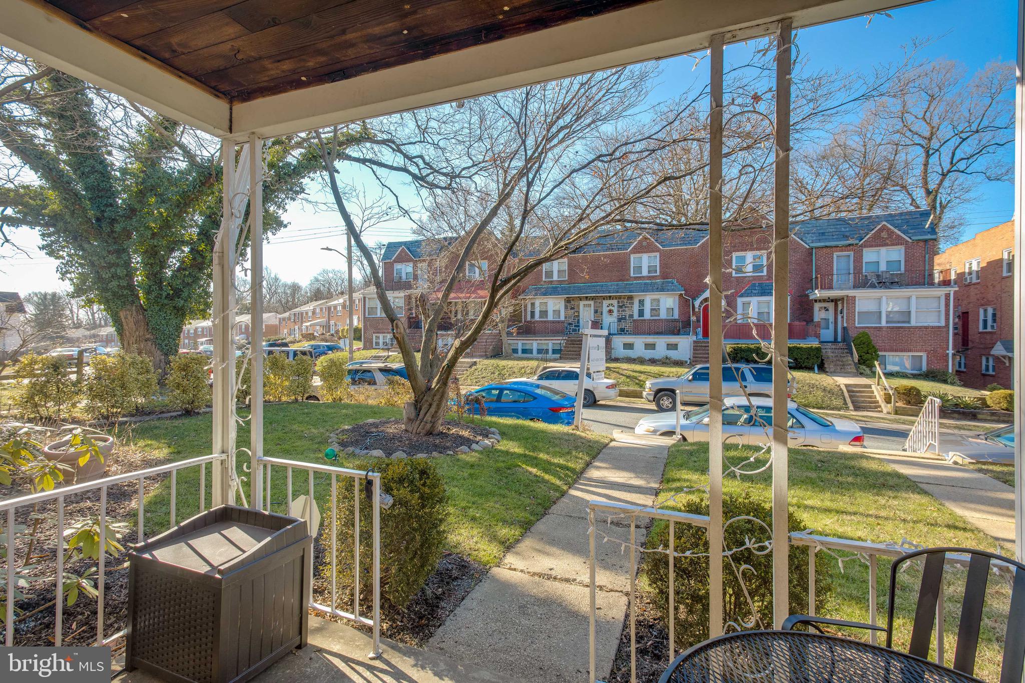129 Cherrydell Road Baltimore, MD 21228 - Photo 3 of 33