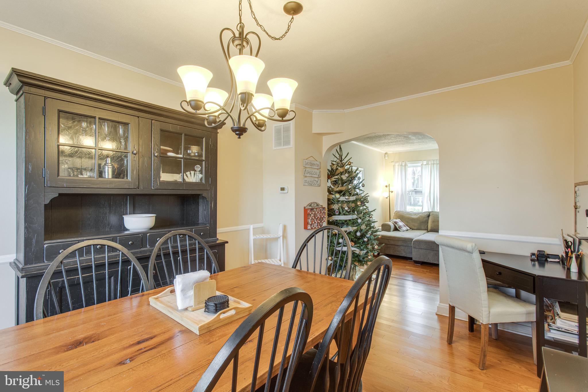 129 Cherrydell Road Baltimore, MD 21228 - Photo 9 of 33