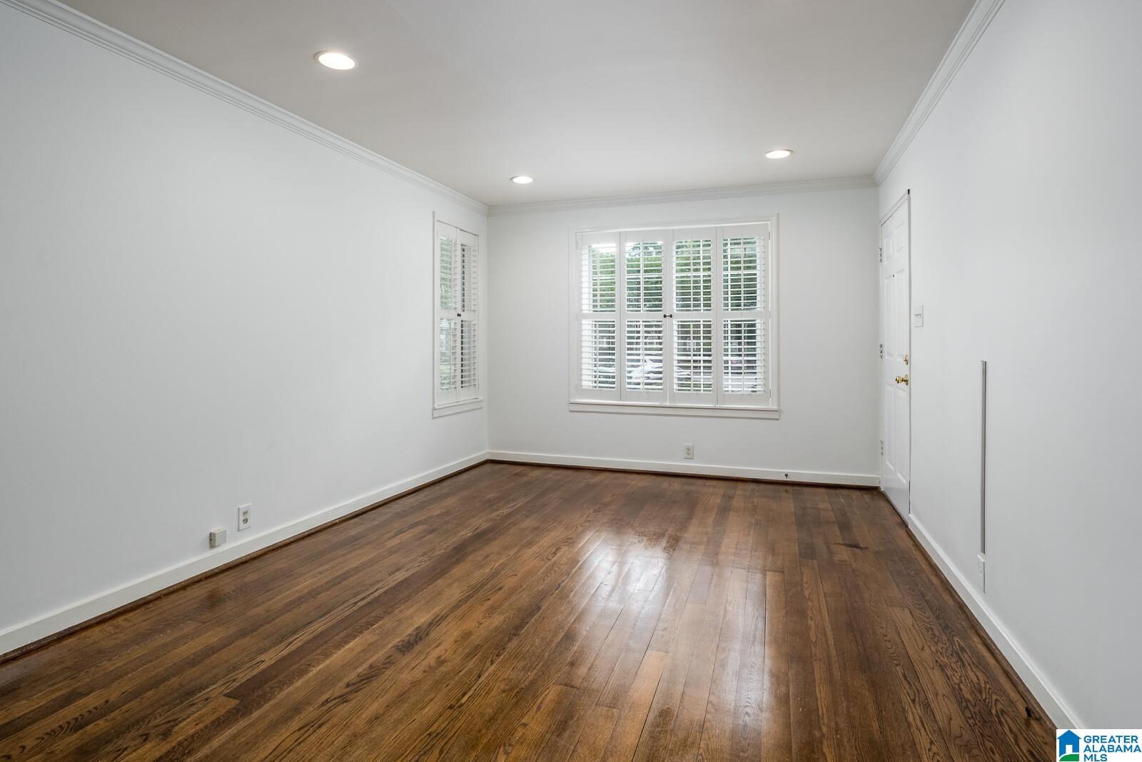 204 Fox Hall Road, Unit B Mountain Brook, AL 35213 - Photo 5 of 25