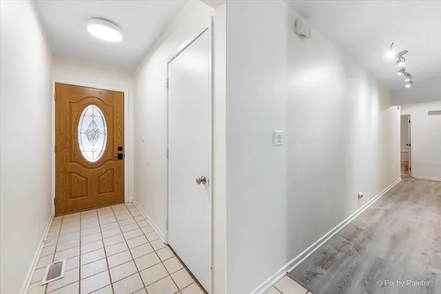 $256,900 | 39875 North Golf Lane, Antioch, IL 60002