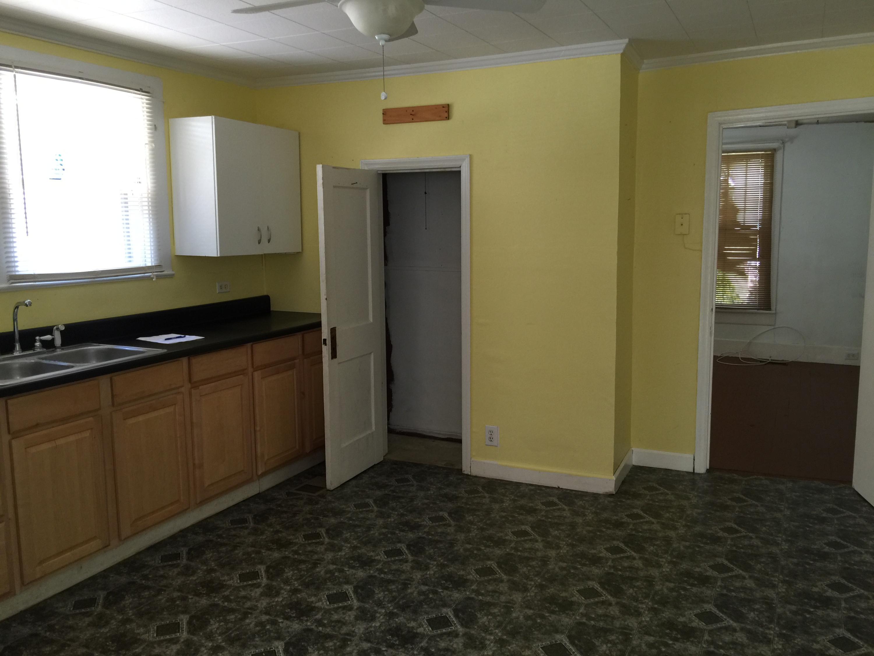 202 Hogan Road Rossville, GA 30741 - Photo 8 of 29 image