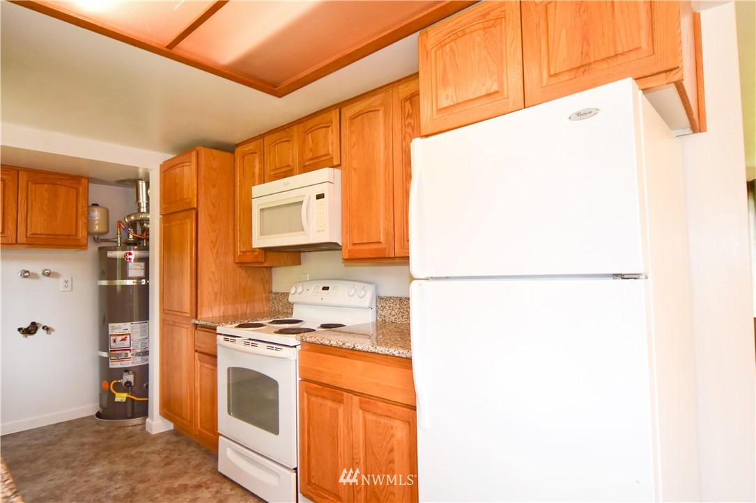 17822 Southeast 146th Street Renton, WA 98059 - Photo 11 of 24