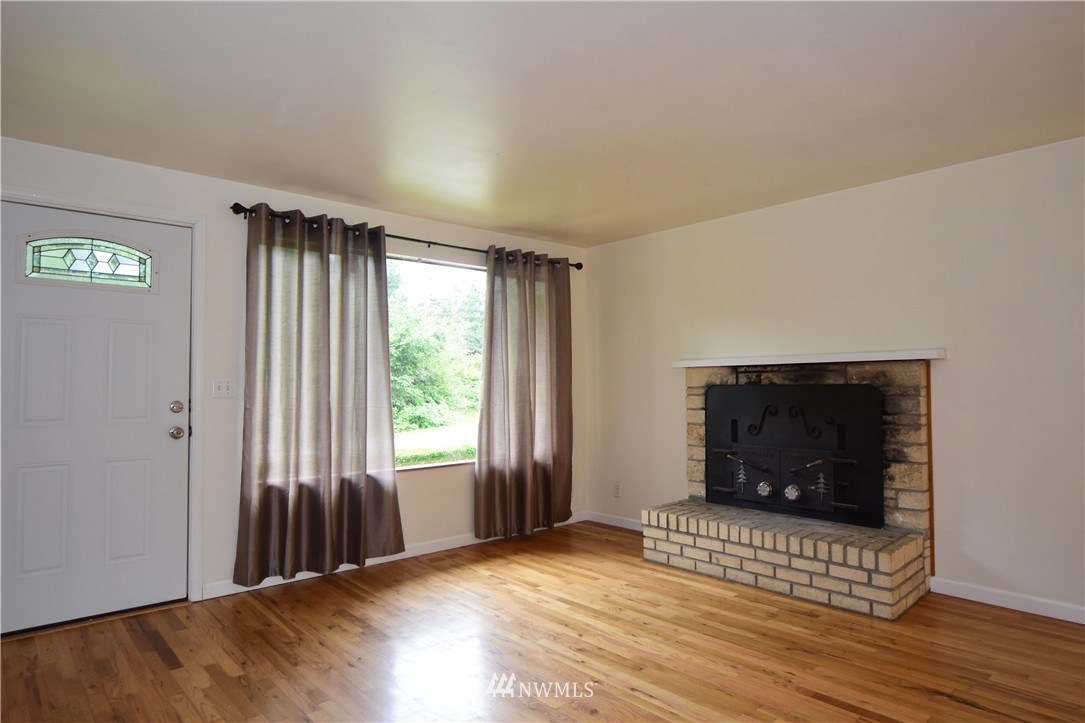 17822 Southeast 146th Street Renton, WA 98059 - Photo 4 of 24