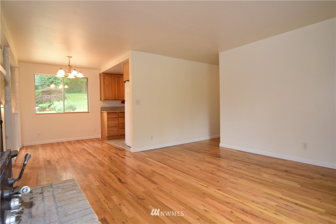 17822 Southeast 146th Street Renton, WA 98059 - Photo 6 of 24