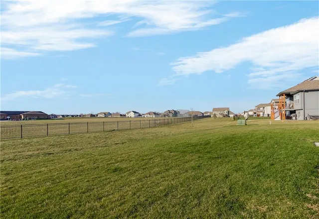 $615,000 | 21123 West 186th Ter Spring Hill, Spring Hill, KS 66083