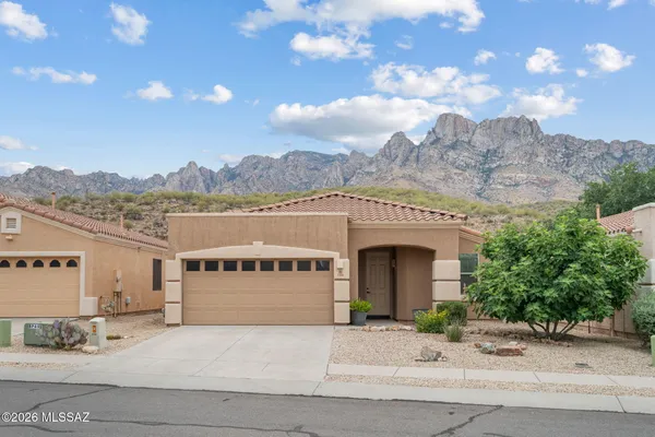 $410,000 | 2256 East Stone Stable Drive, Tucson, AZ 85737