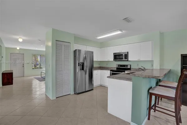 $3,800 | 1726 Southwest 110th Terrace, Davie, FL 33324