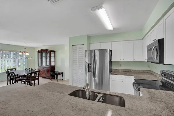 $3,800 | 1726 Southwest 110th Terrace, Davie, FL 33324