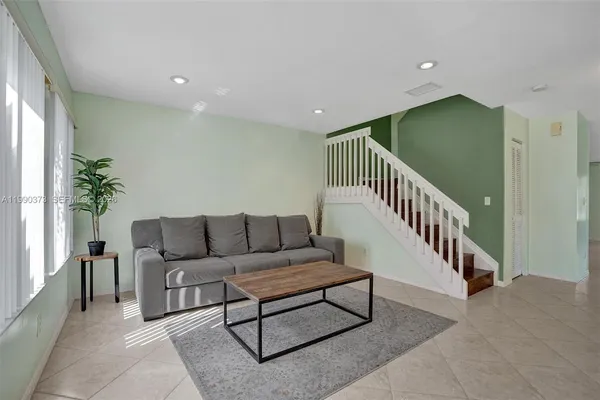 $3,800 | 1726 Southwest 110th Terrace, Davie, FL 33324