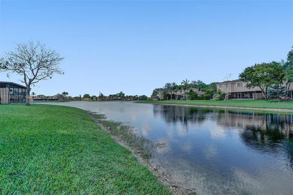 $3,800 | 1726 Southwest 110th Terrace, Davie, FL 33324