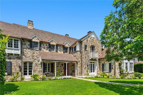 $19,900,000 | 10343 Valley Spring Lane, Toluca Lake, CA 91602