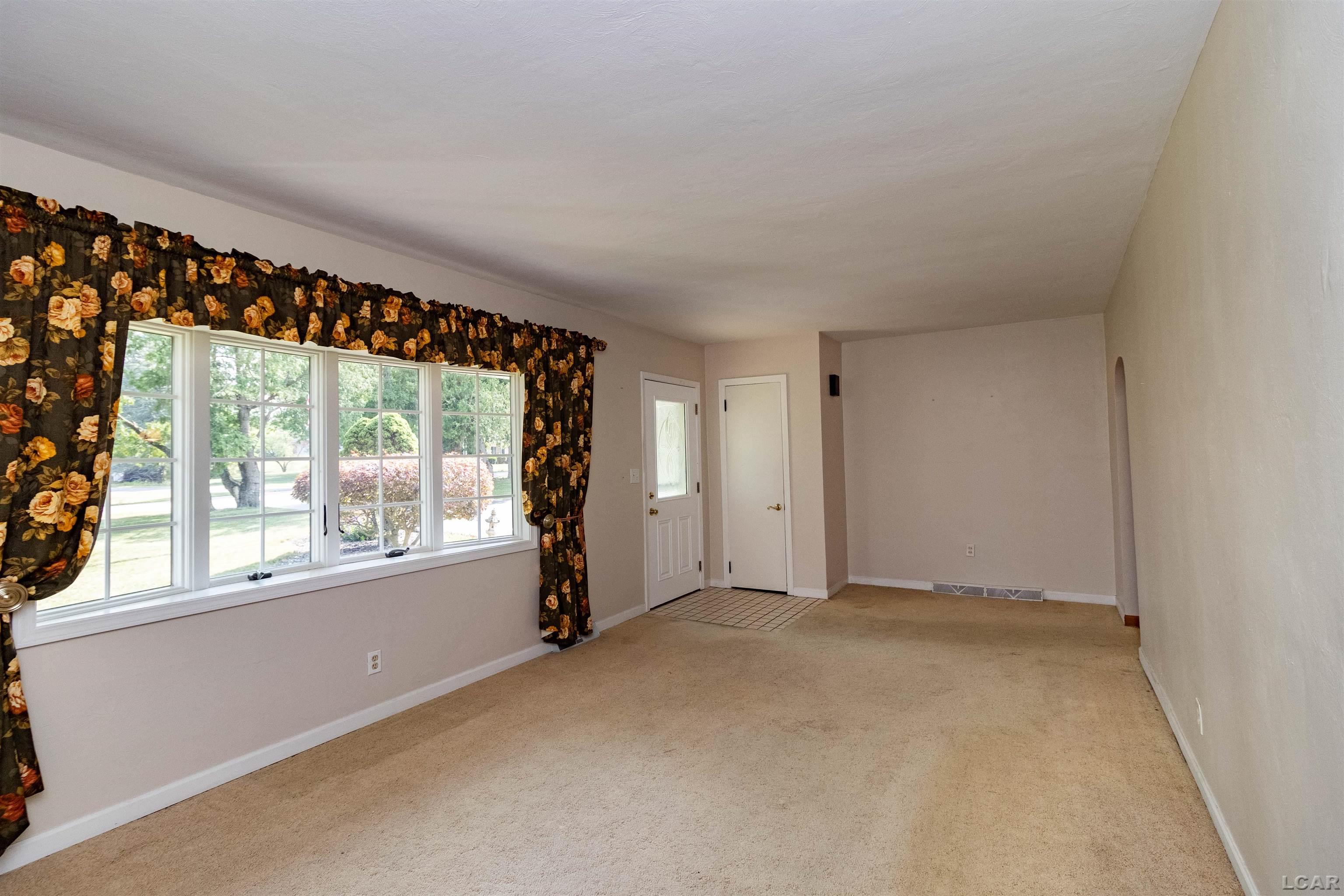 2760 Sharp Road Adrian, MI 49221 - Photo 20 of 56 Gallery Image 20