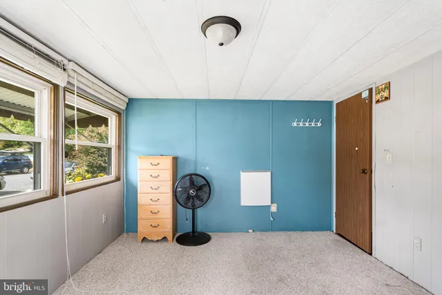 a view of a storage & utility room