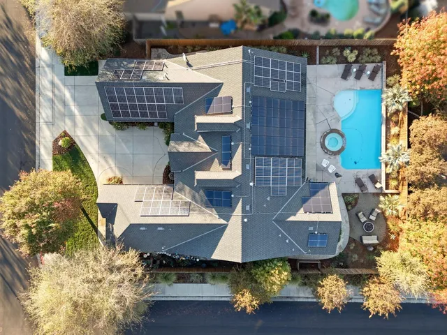 $799,000 | 170 West Pioneer Way, Hanford, CA 93230