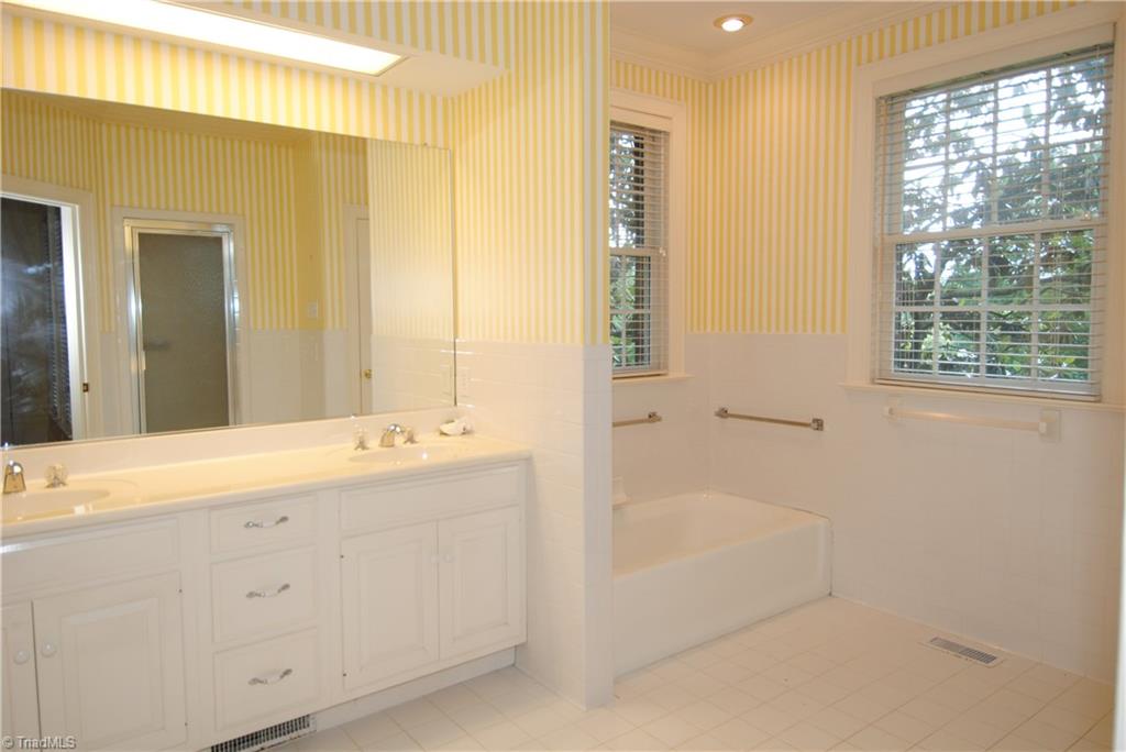 1680 Deadmon Road Mocksville, NC 27028 - Photo 12 of 29 Gallery Image 12