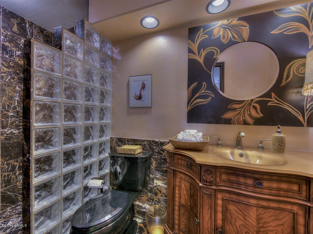 7525 East Gainey Ranch Road, Unit 142 Scottsdale, AZ 85258 - Photo 17 of 28 018_Bathroom II