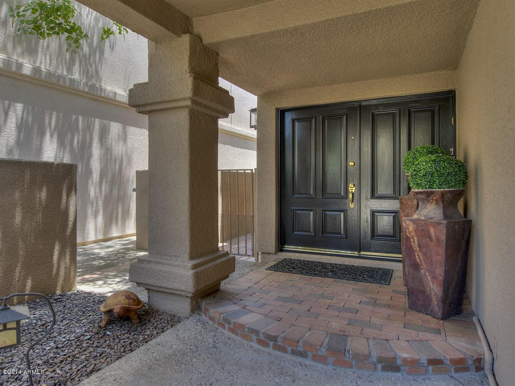 7525 East Gainey Ranch Road, Unit 142 Scottsdale, AZ 85258 - Photo 2 of 28 003_Front Entry