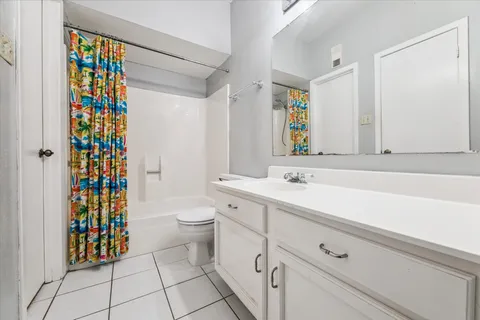 $125,000 | 8100 Cambridge Street, Unit 19, Houston, TX 77054