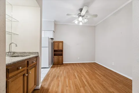 $125,000 | 8100 Cambridge Street, Unit 19, Houston, TX 77054