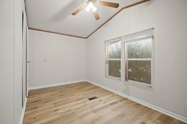 $1,500 | 9910 County Road 200, Alvin, TX 77511