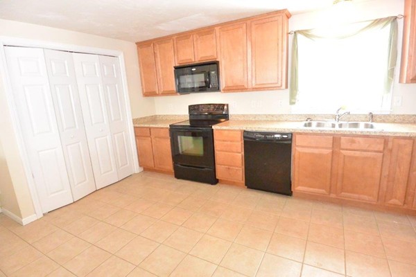 5 Horizon Road Rutland, MA 01543 - Photo 18 of 26