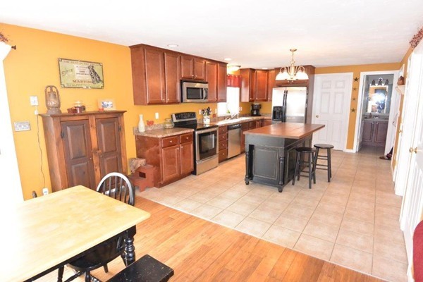 5 Horizon Road Rutland, MA 01543 - Photo 6 of 26