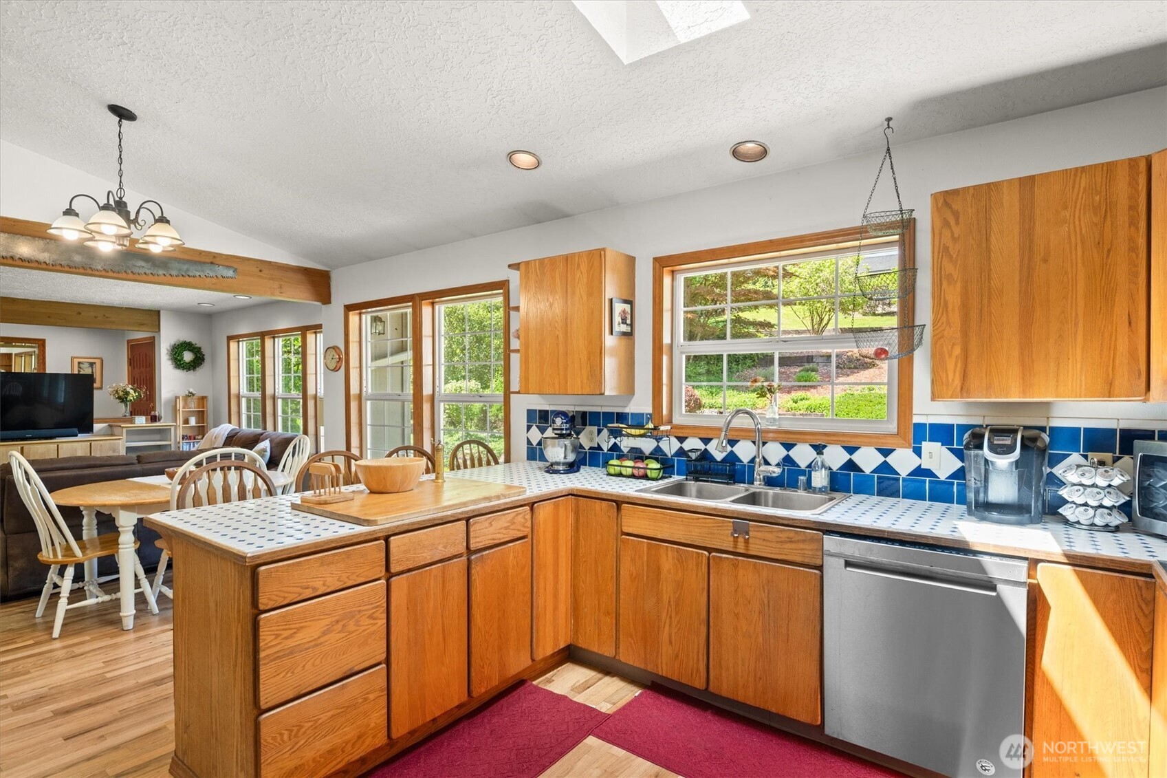 672 Walker Road Kelso, WA 98626 - Photo 5 of 40