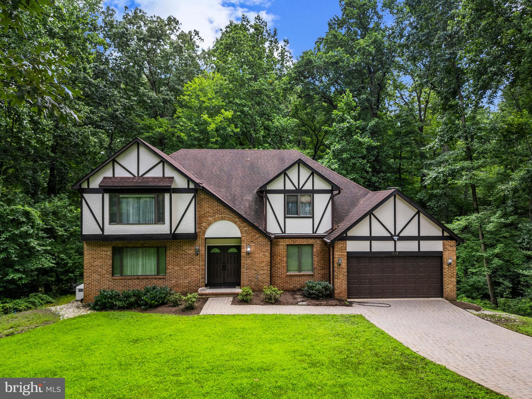 193 Southdown Road Edgewater, MD 21037 - Photo 3 of 45