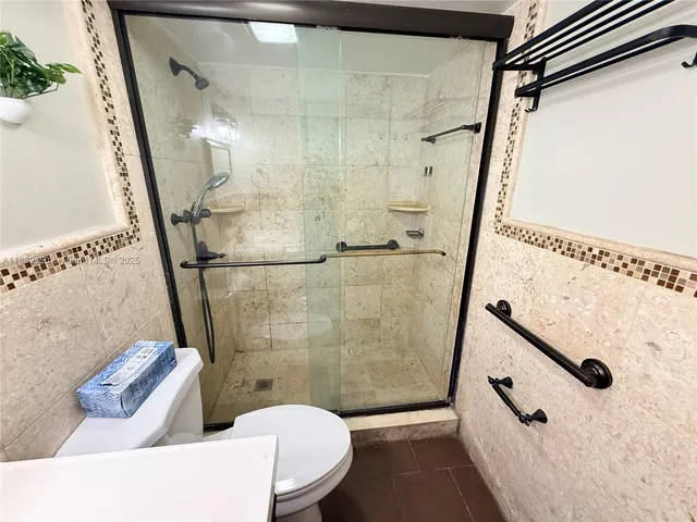 $235,000 | 6575 West 4th Avenue, Unit 111, Hialeah, FL 33012