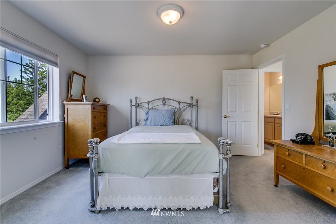 260-0 East Robbins Road Grapeview, WA 98546 - Photo 19 of 23 Gallery Image 19