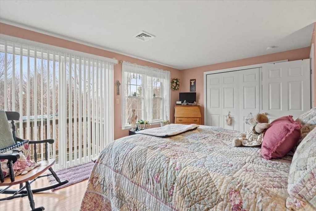 25 Green Briar Road, Unit 25 Fitchburg, MA 01420 - Photo 20 of 38