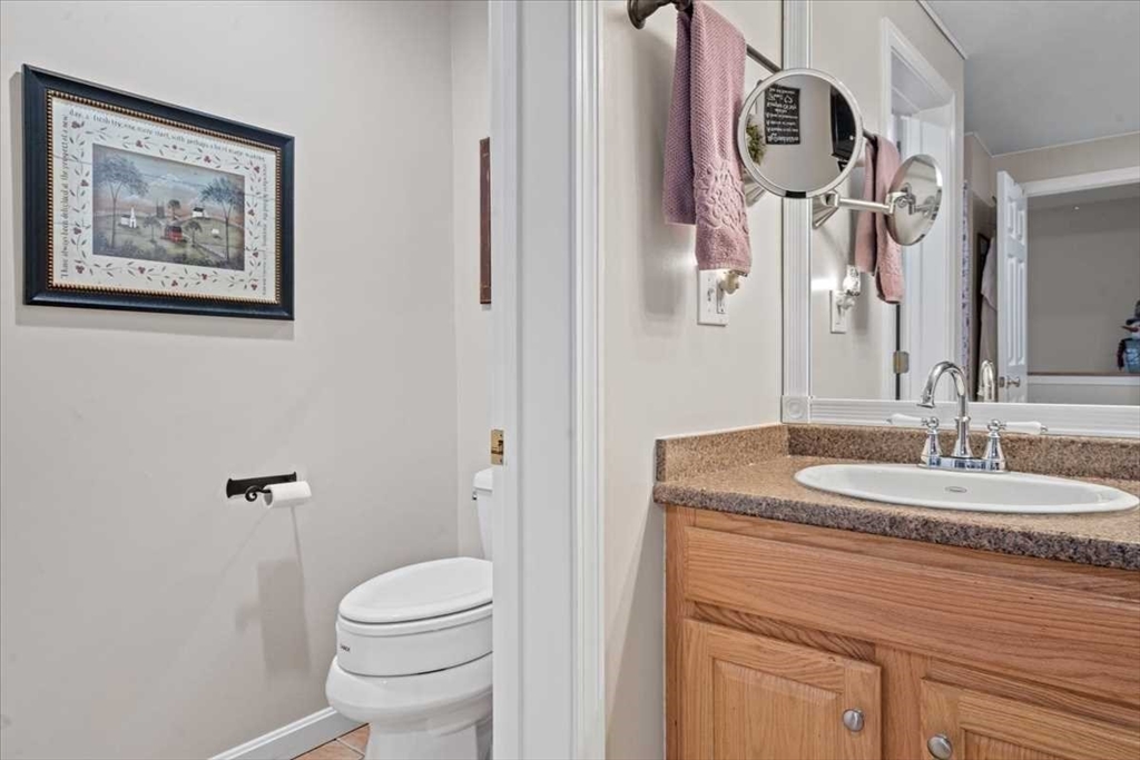 25 Green Briar Road, Unit 25 Fitchburg, MA 01420 - Photo 23 of 38