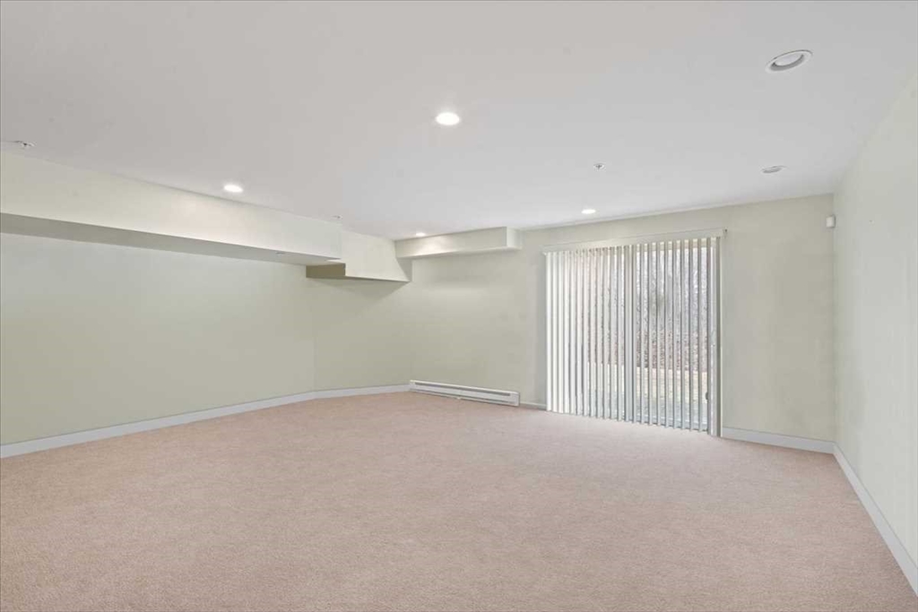 25 Green Briar Road, Unit 25 Fitchburg, MA 01420 - Photo 28 of 38